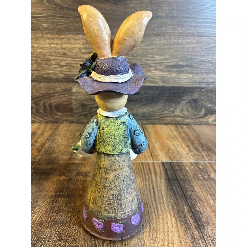Vintage Style Resin Easter Bunny Figurines Set 3 Piece Primitive Spring Decor